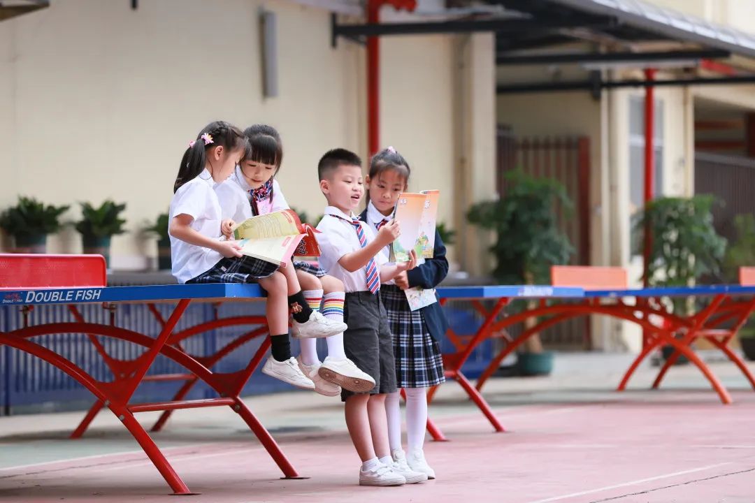 育行于外,美由心生——白云区嘉禾新都学校校服风采秀